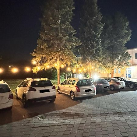 Hotel Istanbul สโกเปีย ภายนอก รูปภาพ